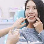 cuidar los implantes dentales